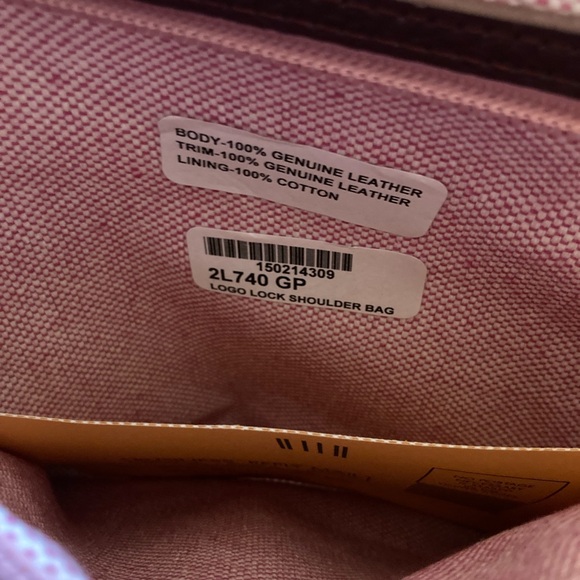 Burgundy Dooney & Bourke Bag - Picture 3 of 15